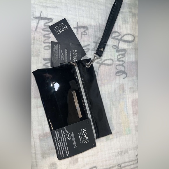 Brand New charging pouch - Picture 1 of 3